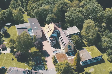 DER CVJM GEHT MIT SEINER CVJM-HOCHSCHULE NEUE WEGE